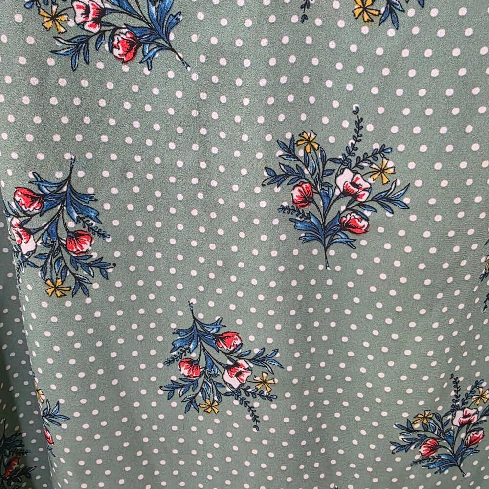 DR2 Green Floral Polka Dot Blouse XL Pleated Flutter Sleeve Split Neck Top - Picture 6 of 12